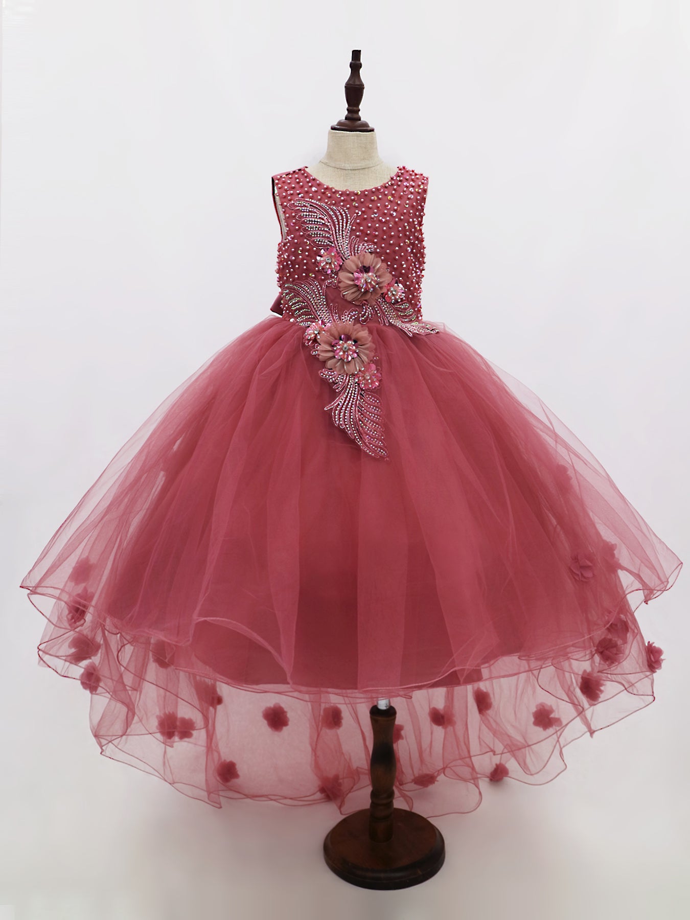 T982 New Medium sized Girls' Tank Top Wedding Dress Multi layer Wedding Skirt with Long Tail Handmade Bead and Heavy Handmade Nail Art Elegant and High end Suitable for Major Festivals such as Weddings, Parties, Birthdays, Balls, etc